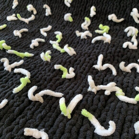 Hand Knitted Cozy Blanket, Knitted Cozy Throw, Handmade Nursery Blanket - Picture 3 of 9